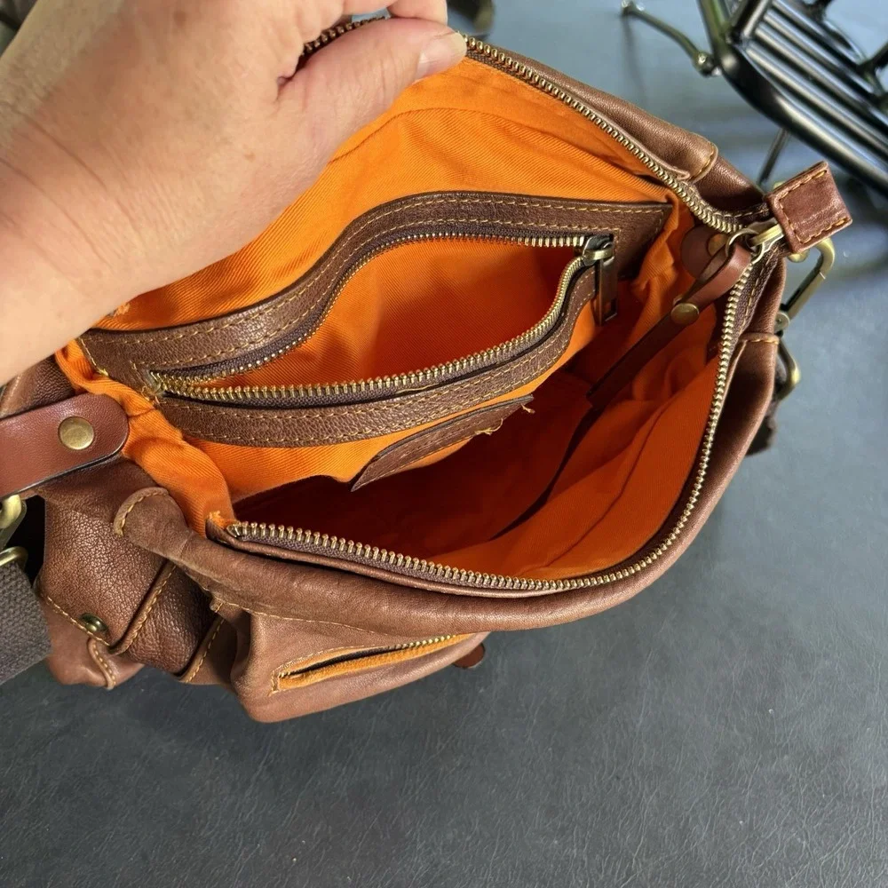 Sundance Brown Leather Hobo Handbag Purse Crossbody Bag Made In Italy Distressed